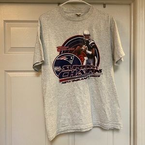 **SOLD** Tom Brady Vtg 2002 NFL New England Patriots Superbowl Champions Shirt